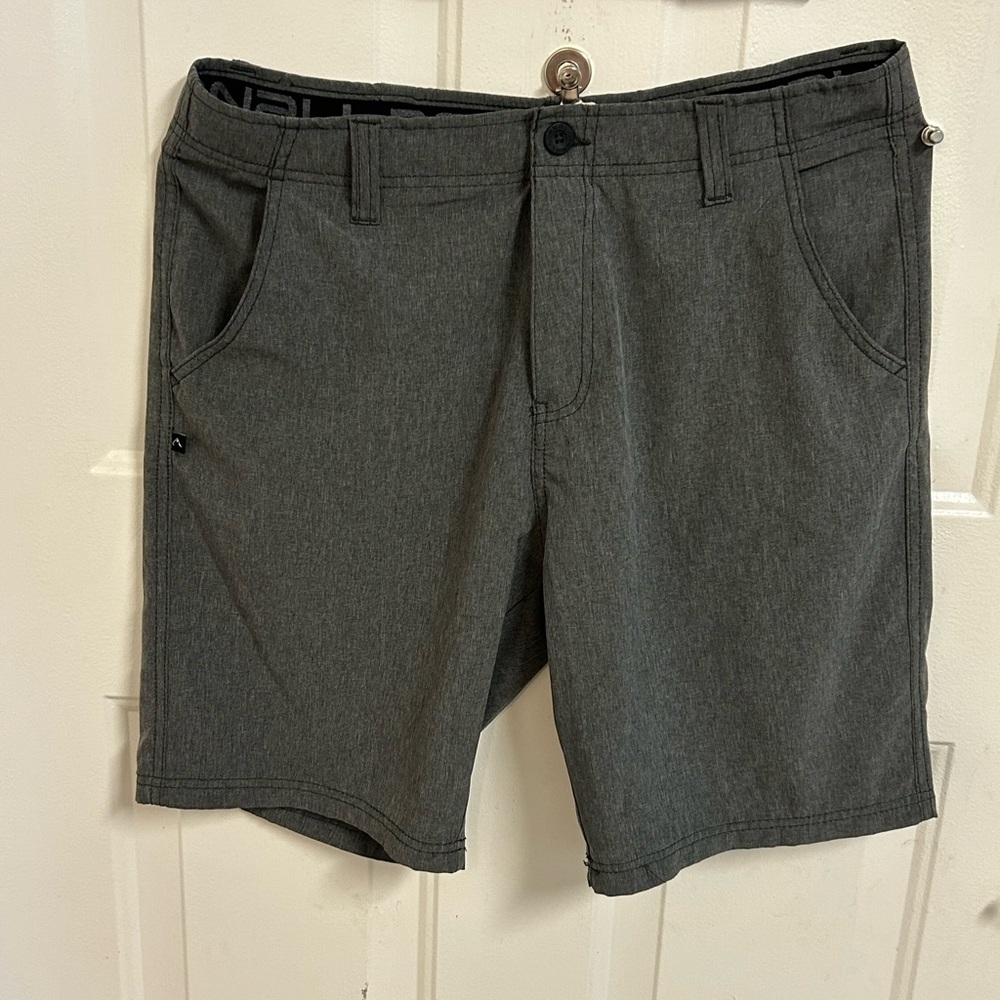 π Flat Front Gray Shorts π